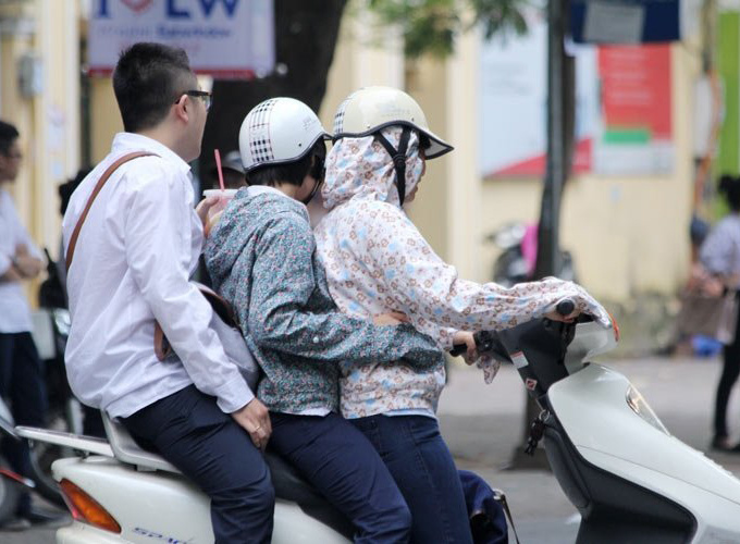 Đi xe tay ga, những cách đơn giản để tiết kiệm xăng