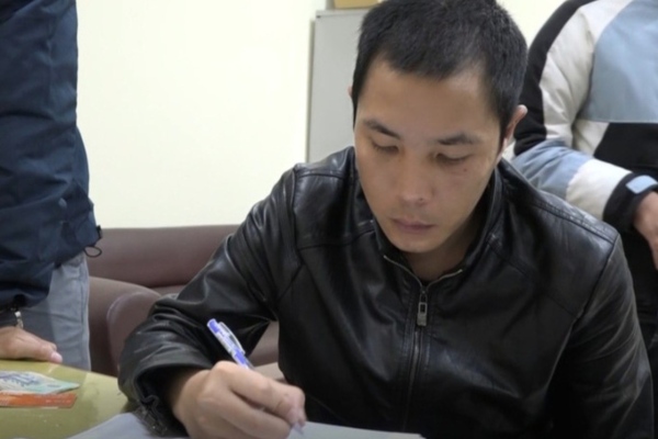 Lập Fanpage 'Chia sẻ vì người nghèo' rồi... lừa đảo hơn 600 triệu đồng