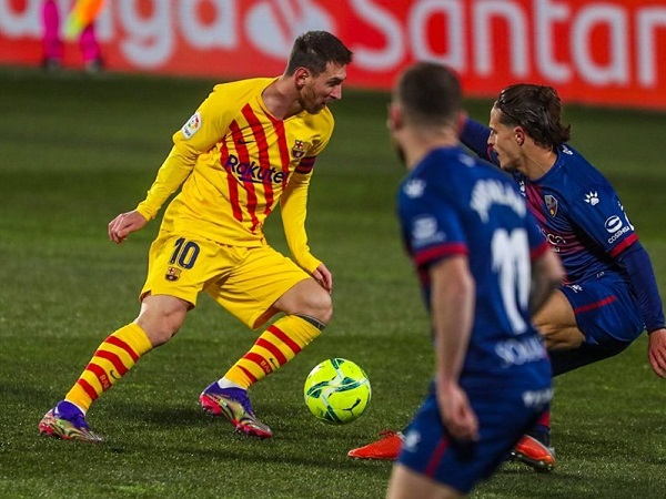 Messi châm ngòi, Barca thắng giải tỏa