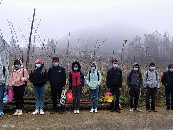 11 người vượt biên về Việt Nam 'ăn Tết'