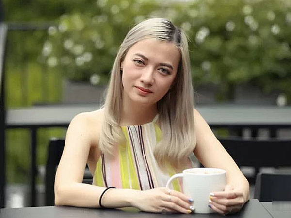 Xuân Nghi thông báo đã chiến thắng Covid-19, chính thức trở lại công việc với trạng thái khỏe mạnh hoàn toàn