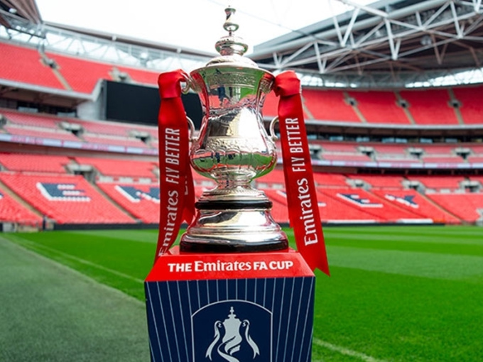 Vòng 3 FA Cup khó diễn ra vì Covid-19 bùng phát