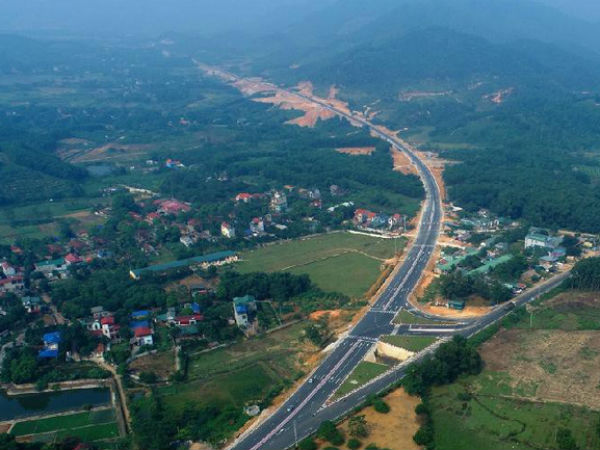Giá nhà ngoại thành Hà Nội lên mức cao mới