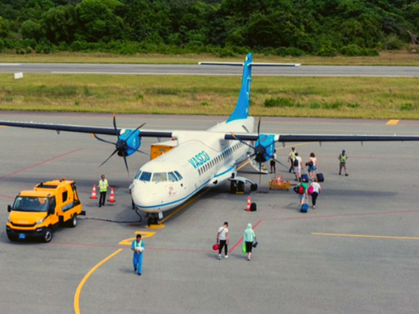 Hành khách bỏ quên túi có hơn 60 triệu đồng trên máy bay của Vietnam Airlines