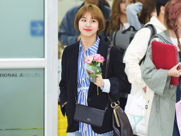 Chỉ cao 1m59, mỹ nhân thấp nhất TWICE vẫn lên đồ sành điệu và tôn dáng miễn bàn với 12 set không học theo quá phí