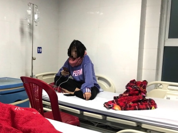 Vụ 2 mẹ con nghi bị đánh thuốc mê ở Nghệ An: Cô gái 19 tuổi bị cho uống viên thuốc không nhãn hiệu?