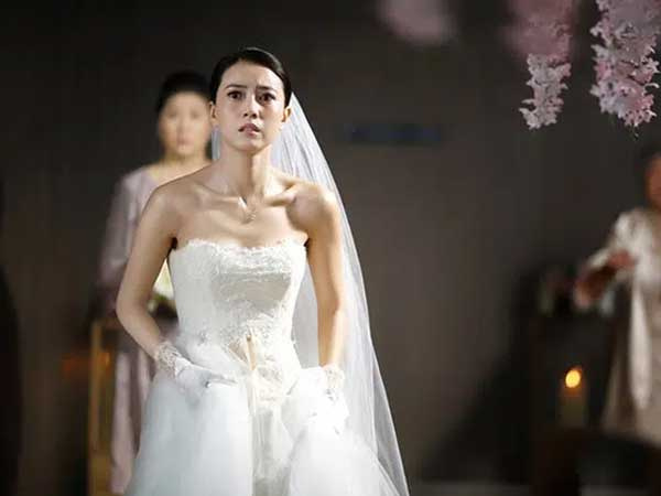 Nghe tình cũ của vợ tương lai 'thủ thỉ', chú rể tuyên bố hủy hôn ngay giữa đám cưới, để rồi phải day dứt khôn nguôi vì hối hận