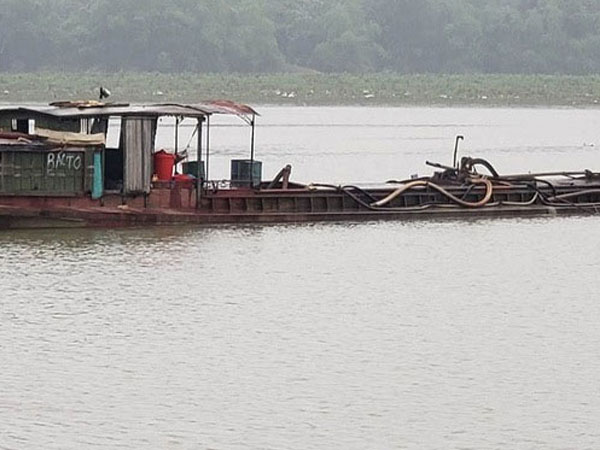 Lật xuồng tuần tra khi làm nhiệm vụ, 1 trung tá tử vong
