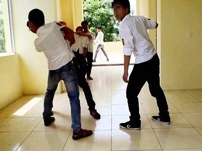 Điều tra vụ nam sinh lớp 8 đâm học sinh lớp 5 tử vong