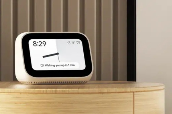 Xiaomi ra mắt đồng hồ báo thức thông minh Mi Smart Clock: Màn hình cảm ứng 3,97 inch, nhiều tính năng hay ho, giá 1,4 triệu đồng