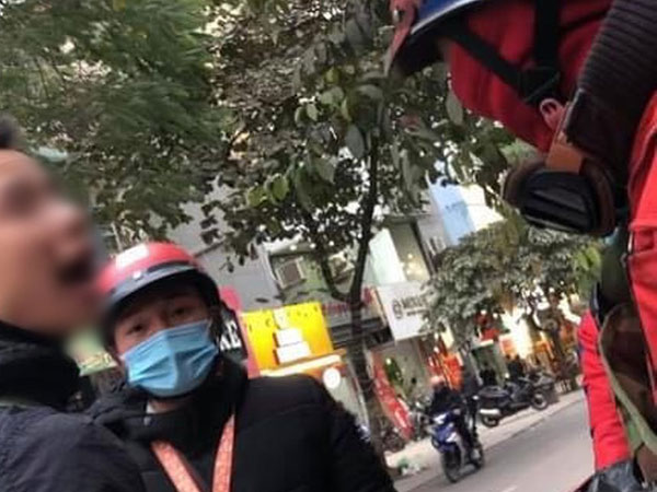 Vụ chủ quán thịt nướng nổi tiếng Chùa Láng chửi bới shipper: Cửa hàng tạm đóng cửa trên ứng dụng giao đồ, khách hàng vẫn tấp nập đến ăn trực tiếp