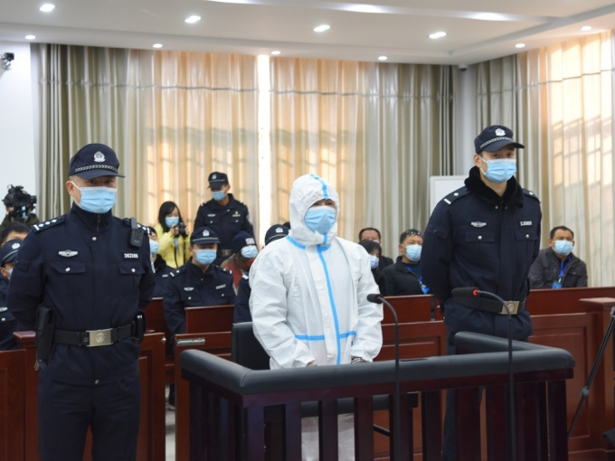 Trung Quốc tuyên án tử hình kẻ giết người hàng loạt