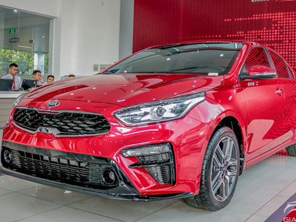 Sedan hạng C bán chạy nhất 2020: Mazda3 mất ngôi vương, Kia Cerato lên ngôi cùng xe Hàn