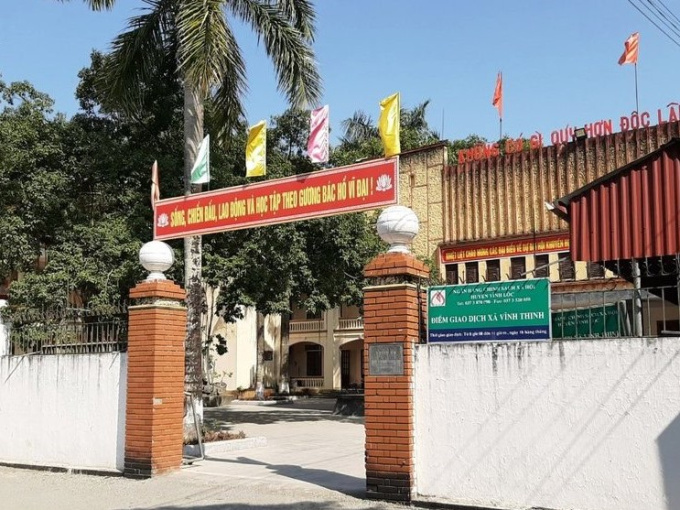 Buộc thôi việc công chức tư pháp sử dụng bằng không hợp pháp