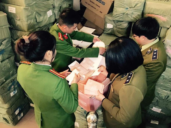 Vụ bắt 300 tấn hàng ở Hải Dương: Chủ yếu giày dép, đồ điện tử, phụ tùng ô tô không rõ xuất xứ