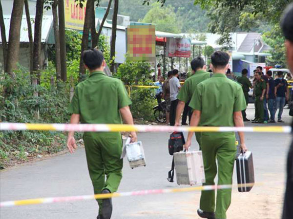 Vụ nam sinh lớp 5 bị anh lớp 8 đâm tử vong: Không có xích mích gì, vết kéo đâm trúng tim
