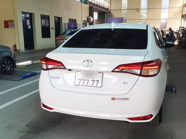 Toyota Vios biển ngũ quý 7 và những màn 'lên hương' tiền tỷ của chiếc sedan hot nhất VN