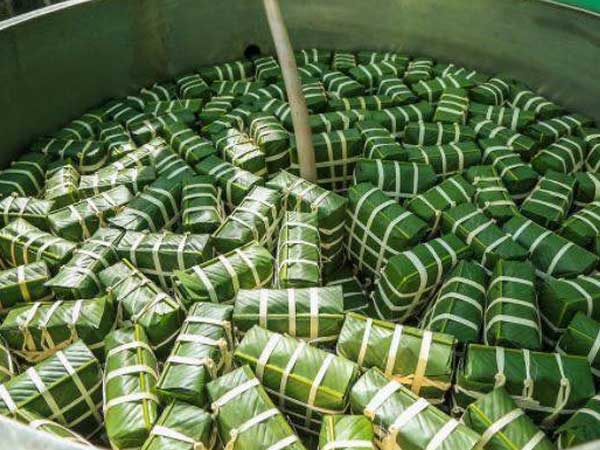 Dịch vụ nấu bánh chưng thuê đắt hàng thời điểm sát Tết