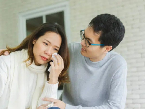 Lần đầu tiên vợ say rượu, không ngờ cô ấy vừa khóc vừa tiết lộ một bí mật động trời khiến tôi rụng rời chân tay