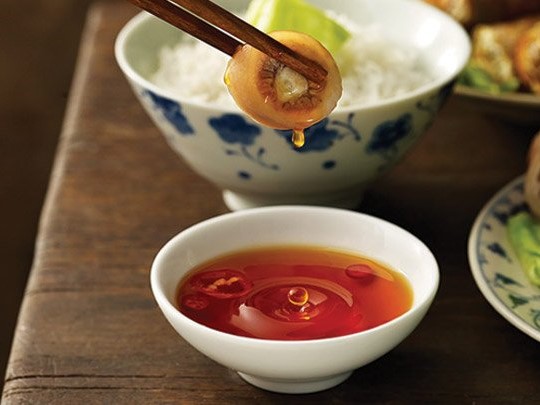 4 sai lầm tai hại khi dùng nước mắm
