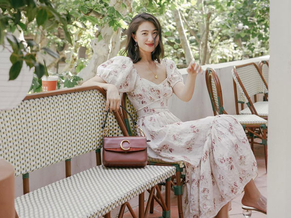 Nhất định phải 'hốt' về 3 kiểu váy họa tiết này cho Tết vì diện lên cứ xinh lung linh, lại cực sang chảnh chứ không sến