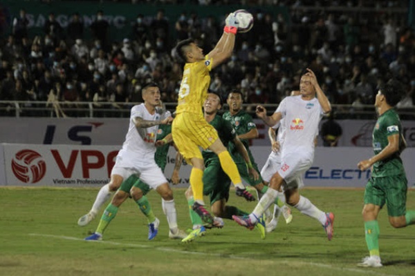Sau cơn sốt khiến cả FIFA và AFC ngưỡng mộ, bóng đá Việt có thêm hình ảnh đầy ấn tượng