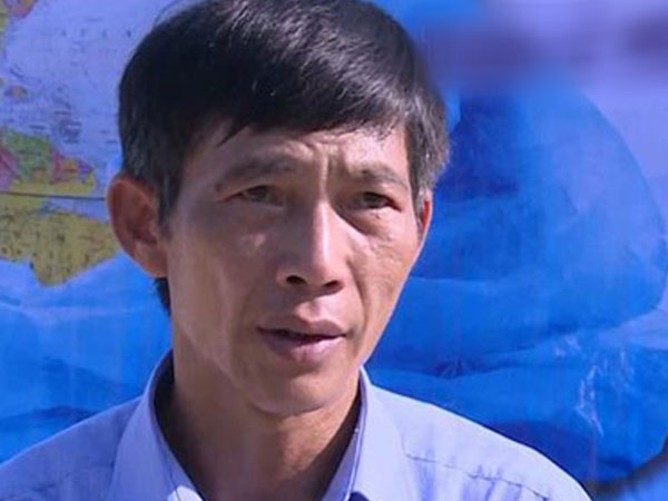 Đánh bạc trong trụ sở, cách tất cả chức vụ trong Đảng với nguyên Phó chủ tịch huyện