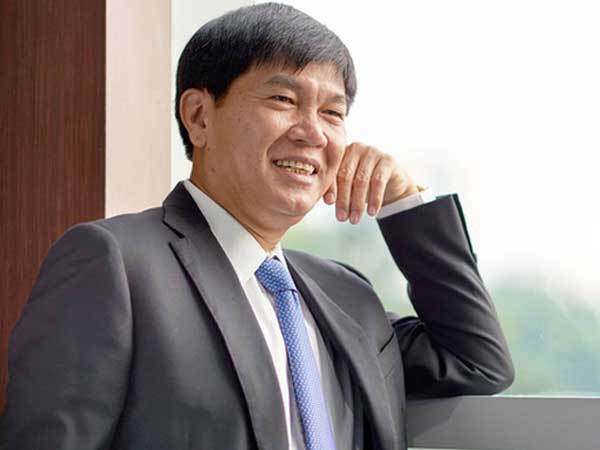 'Vua thép' Trần Đình Long: 'Trở thành tỷ phú đôla không làm thay đổi cách tôi sống'