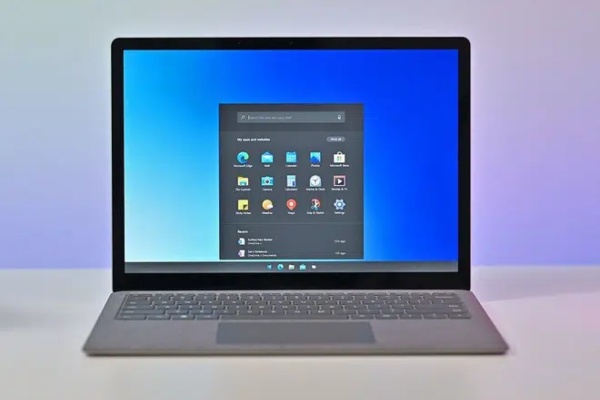 Windows 10X chính thức lộ diện: Một hệ điều hành 'thuần khiết' của Microsoft