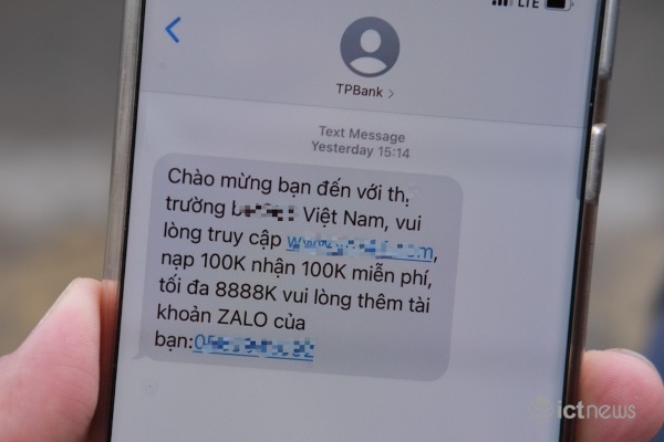 Giả mạo TPBank nhắn tin quảng bá cá cược