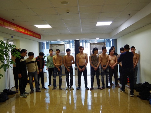 Xóa sổ đường dây đánh bạc 700 tỷ: Cuộc sống vương giả của 'ông trùm' 20 tuổi