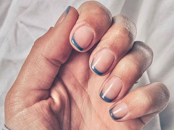 Xuất hiện bộ nail 'chân lấm tay bùn' khiến chị em mắc bệnh sạch sẽ vừa nhìn thôi đã thấy ngứa ngáy: 'Như vừa đi cấy về, cắt ngắn có được không?'