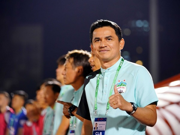 Vòng 2 V.League 2021: HLV Kiatisak và HAGL có trận đại chiến tại Pleiku
