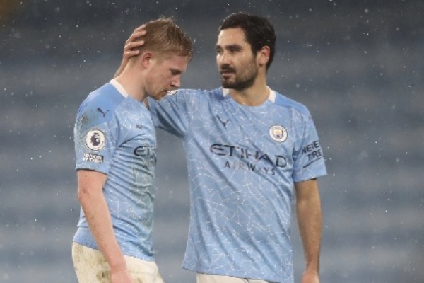 De Bruyne rời xa sân cỏ 1 tháng vì chấn thương, bỏ lỡ đại chiến với Liverpool