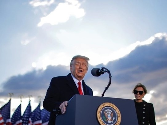 Đặc quyền của Trump hậu Nhà Trắng