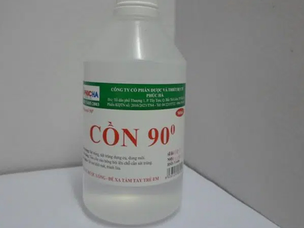 Rửa mũi bằng... cồn 90 độ, nam thanh niên tá hỏa kể lại trải nghiệm mũi như bị đốt cháy, đau nhức tận óc