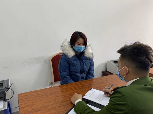 Vụ bạn đột nhập vào phòng cô dâu chú rể, dùng dao cạy tủ lấy trộm vàng: Bán xong vàng vẫn quay lại ăn cỗ