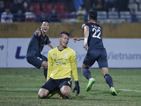 HLV Chu Đình Nghiêm: Cứ đá thế này thì Hà Nội FC phải vào nhóm trụ hạng mất
