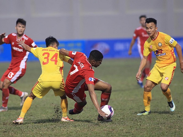 CLB Viettel hòa nhạt trên sân Thanh Hóa