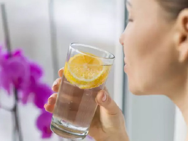 Uống nước lọc để giảm cân kiểu Nhật