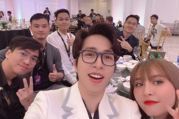 ViruSs và Ngân Sát Thủ lần đầu tiên chung khung hình sau 5 tháng chia tay nhưng dân mạng chỉ chú ý một điểm duy nhất