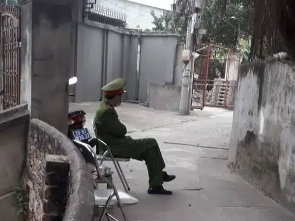 Hà Nội lập chốt chặn, cách ly toàn bộ một thôn có bác sĩ trở về từ Vân Đồn - Quảng Ninh