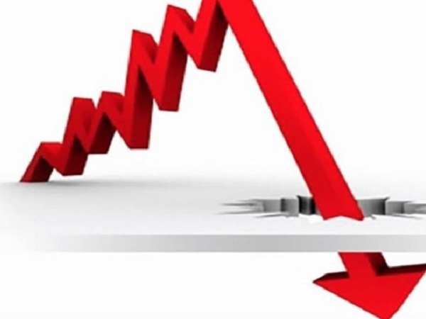 Nhà đầu tư hoảng loạn không kiểm soát, VnIndex lao dốc không phanh