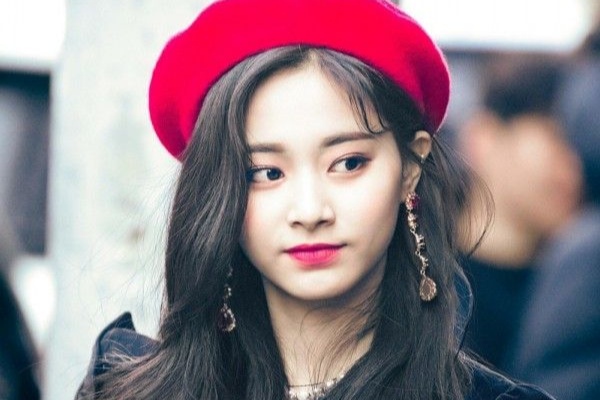 Tzuyu (TWICE) bị trộm ghé thăm nhà ở Đài Loan, những vật phẩm bị lấy cắp khiến nhiều người bất ngờ