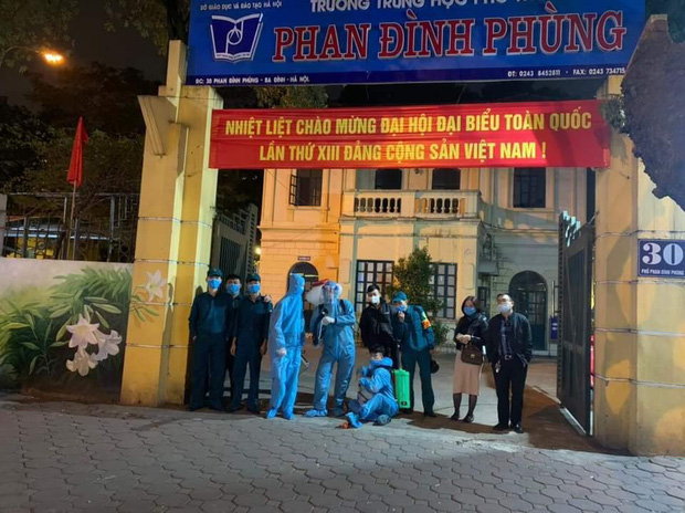 Có học sinh và phụ huynh là F1, một trường ở Hà Nội nghỉ học