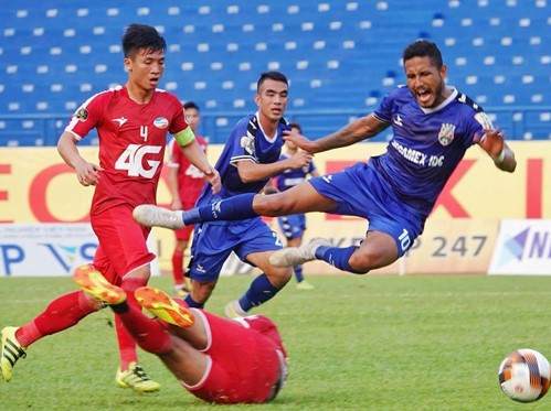 CLB Viettel xin hoãn trận gặp Bình Dương trên sân Hàng Đẫy