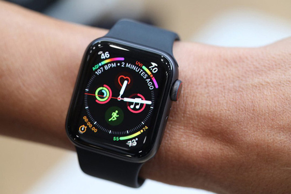 Apple Watch vừa cứu sống một người bị nước lũ cuốn