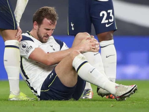 Harry Kane chấn thương cả 2 chân, Mourinho đổ Thiago 'chơi xấu'