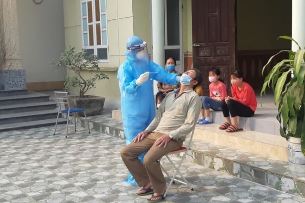 Thêm 53 ca dương tính với Covid-19
