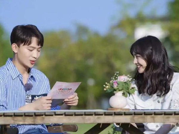 Động thái mới của Trịnh Sảng: Điên cuồng ẩn và xoá 95 bài viết trên Weibo, nội dung còn lại gây hoang mang